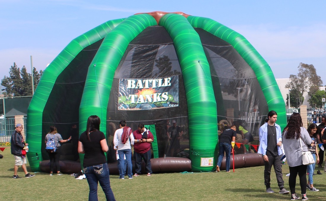 Battle Tanks Inflatable Arena