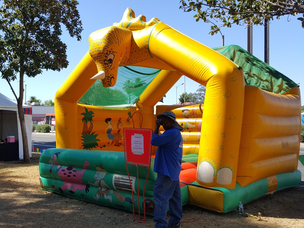 Bouncer Rentals for Company Picnic Los Angeles