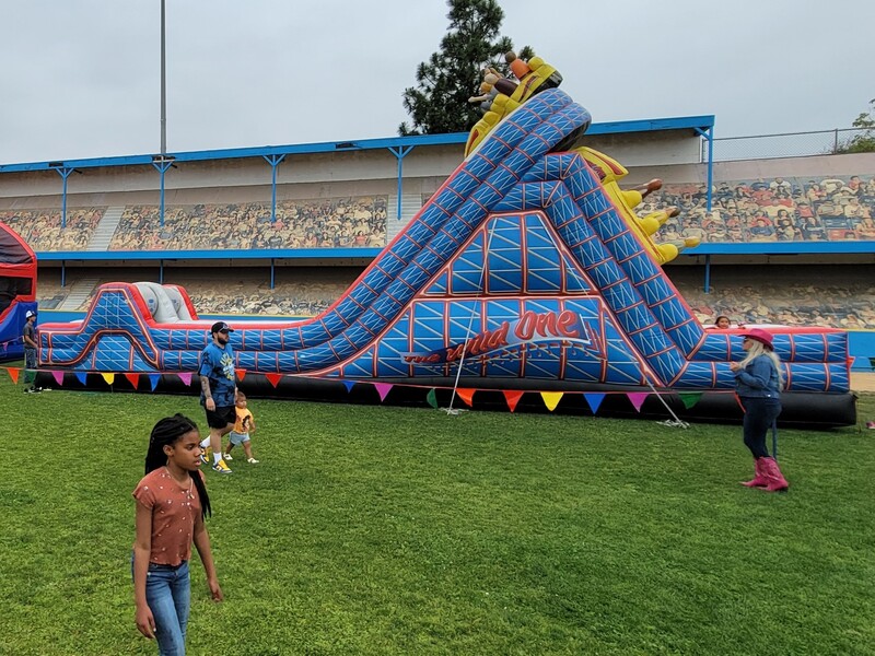 rollercoaster obstacle course rental inflatable los angeles