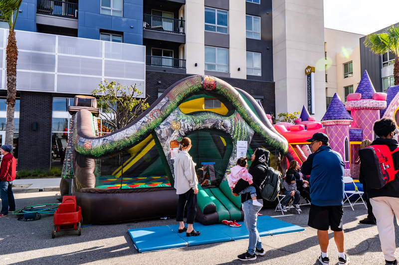inflatable playcenters rentals for street fairs los angeles